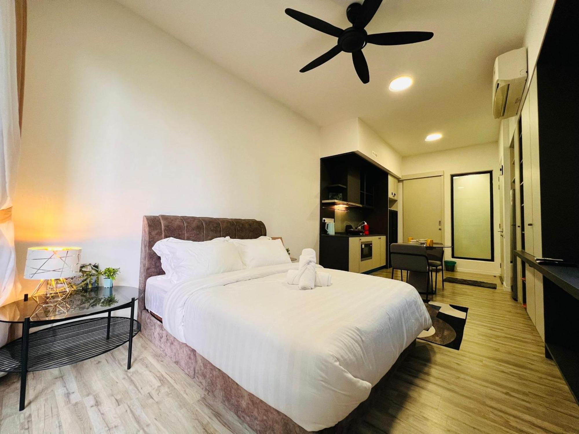 Apartment Millerz Square By Deurban