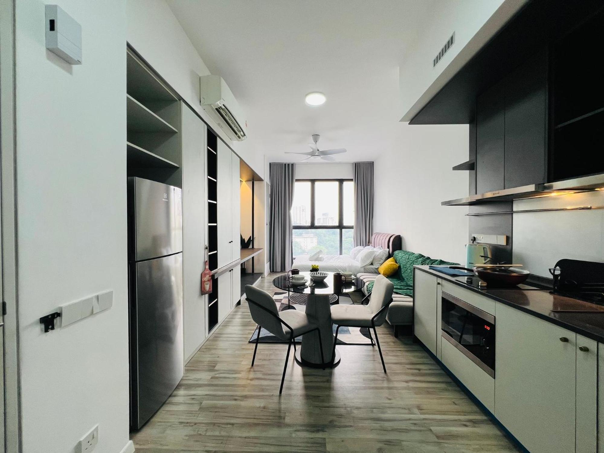 Millerz Square By Deurban Apartment