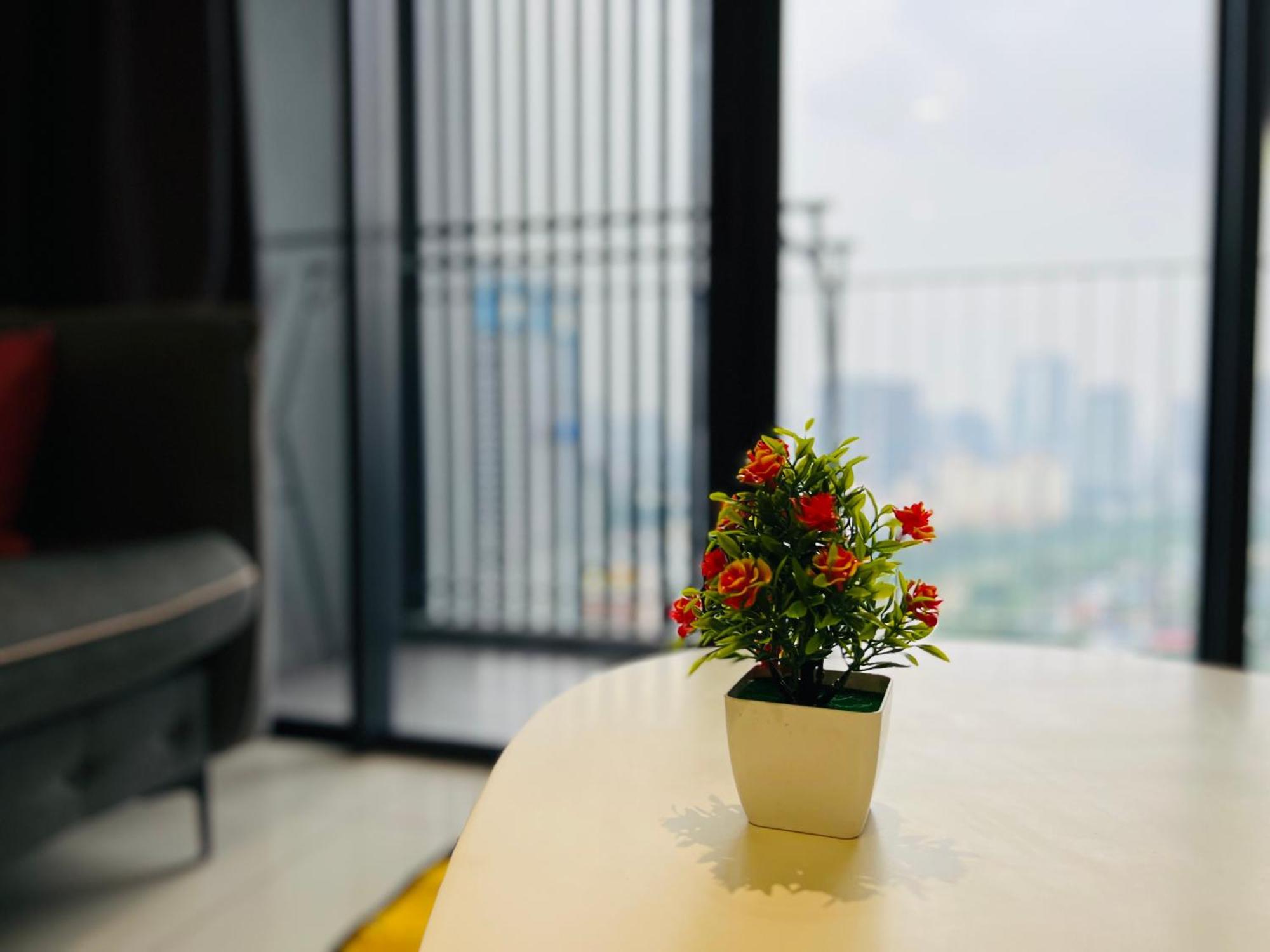 Apartemen Millerz Square By Deurban *
